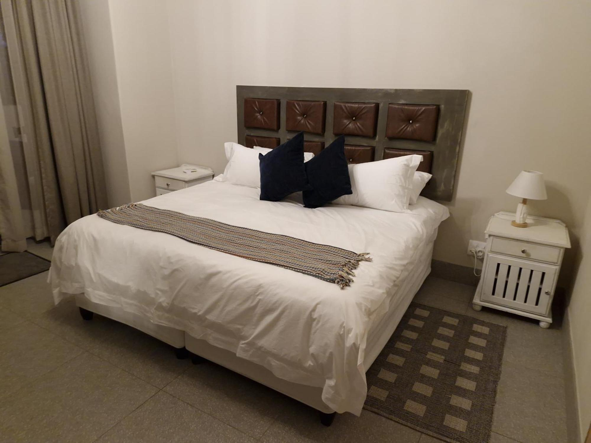Le Chateau Guest House And Conference Centre كمبتون بارك المظهر الخارجي الصورة